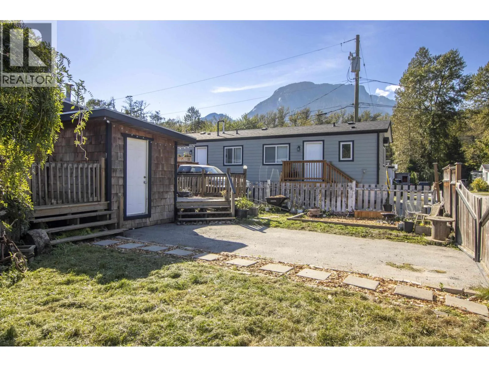 76 40157 GOVERNMENT ROAD