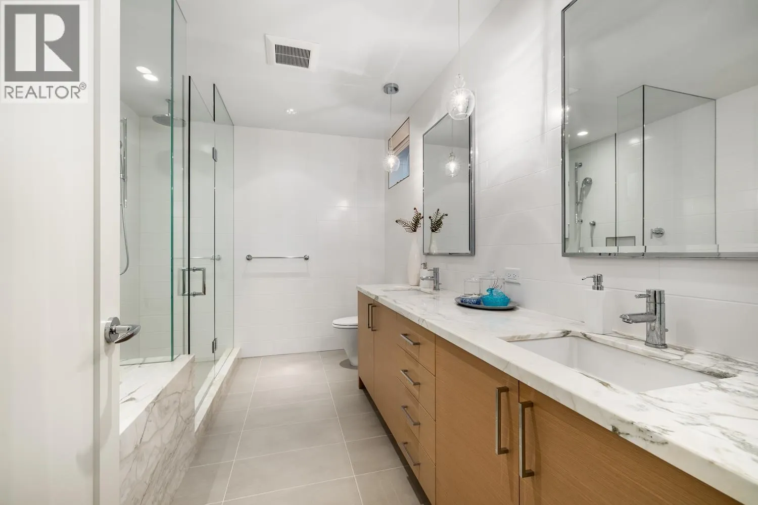 3336 W 38TH AVENUE
