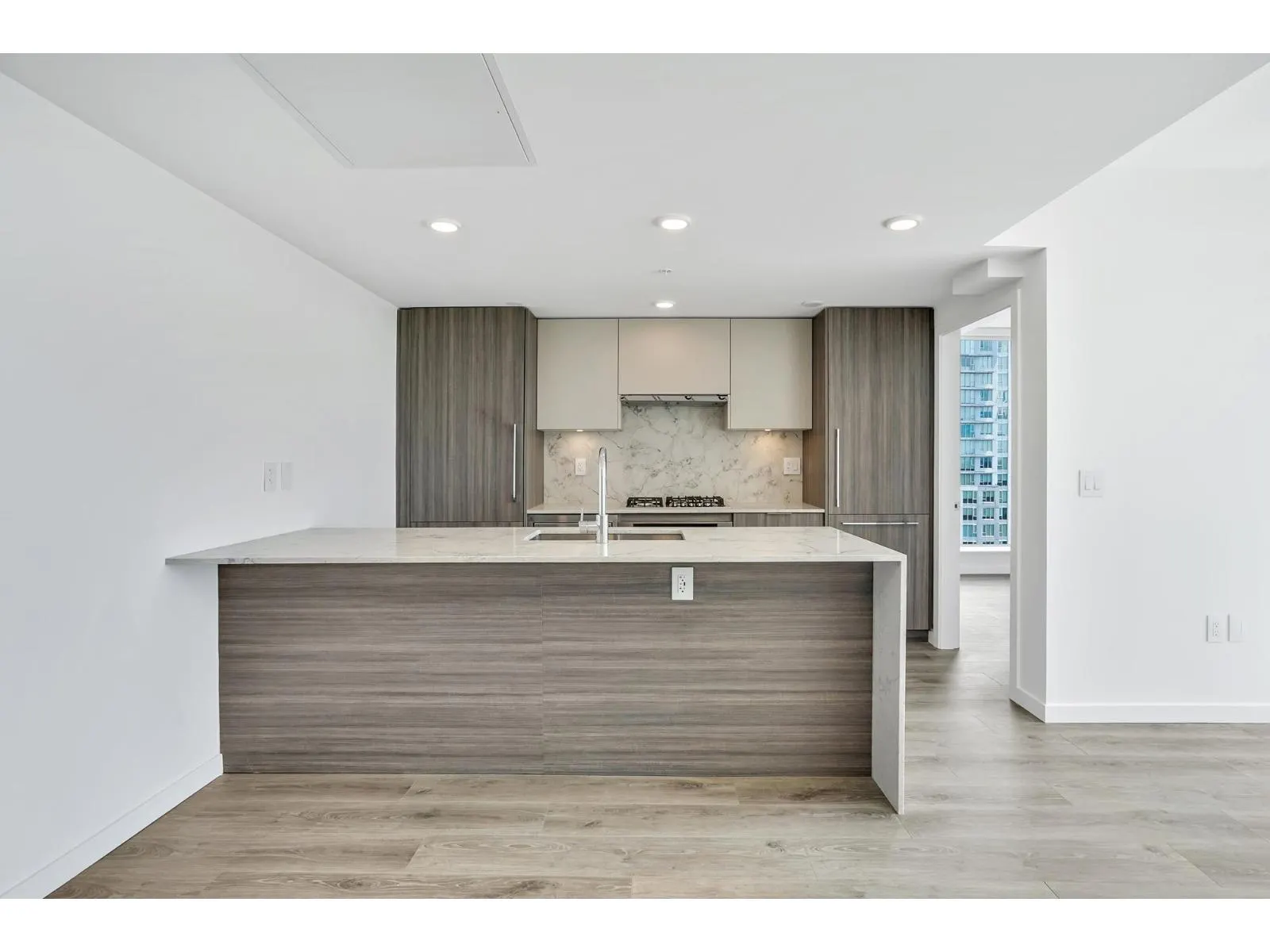 2602 10333 133 STREET
