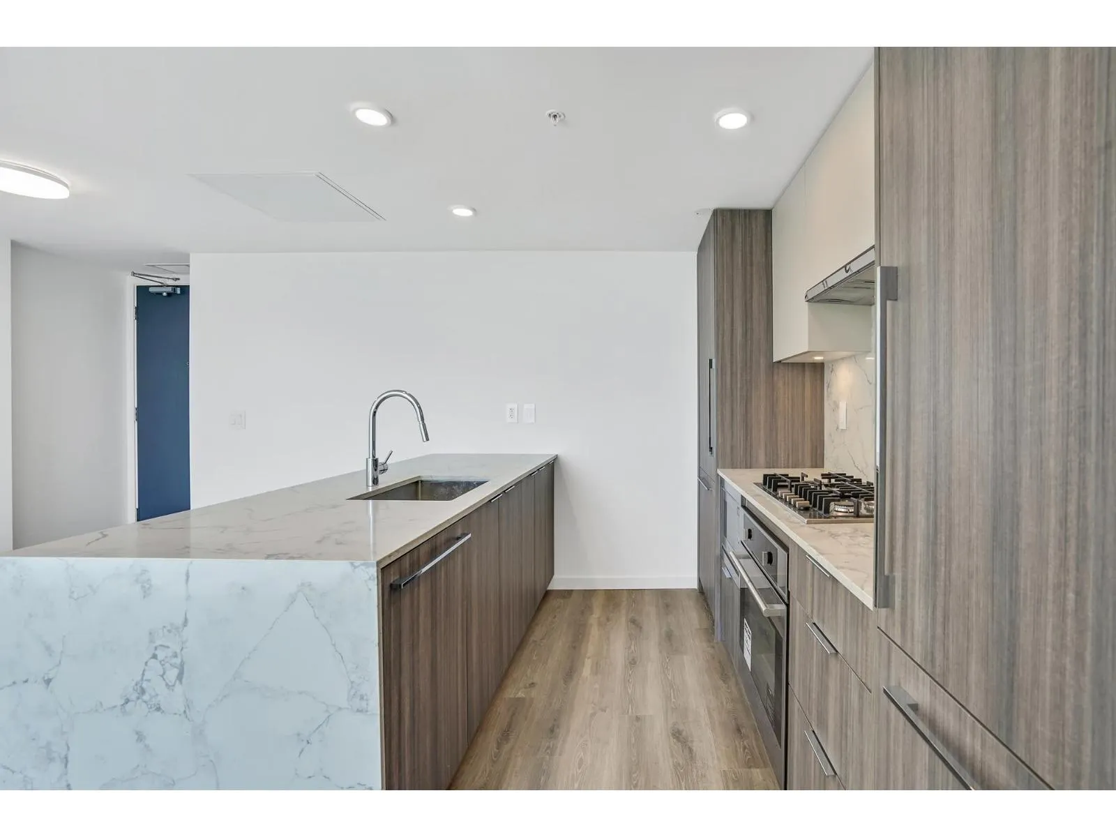 2602 10333 133 STREET