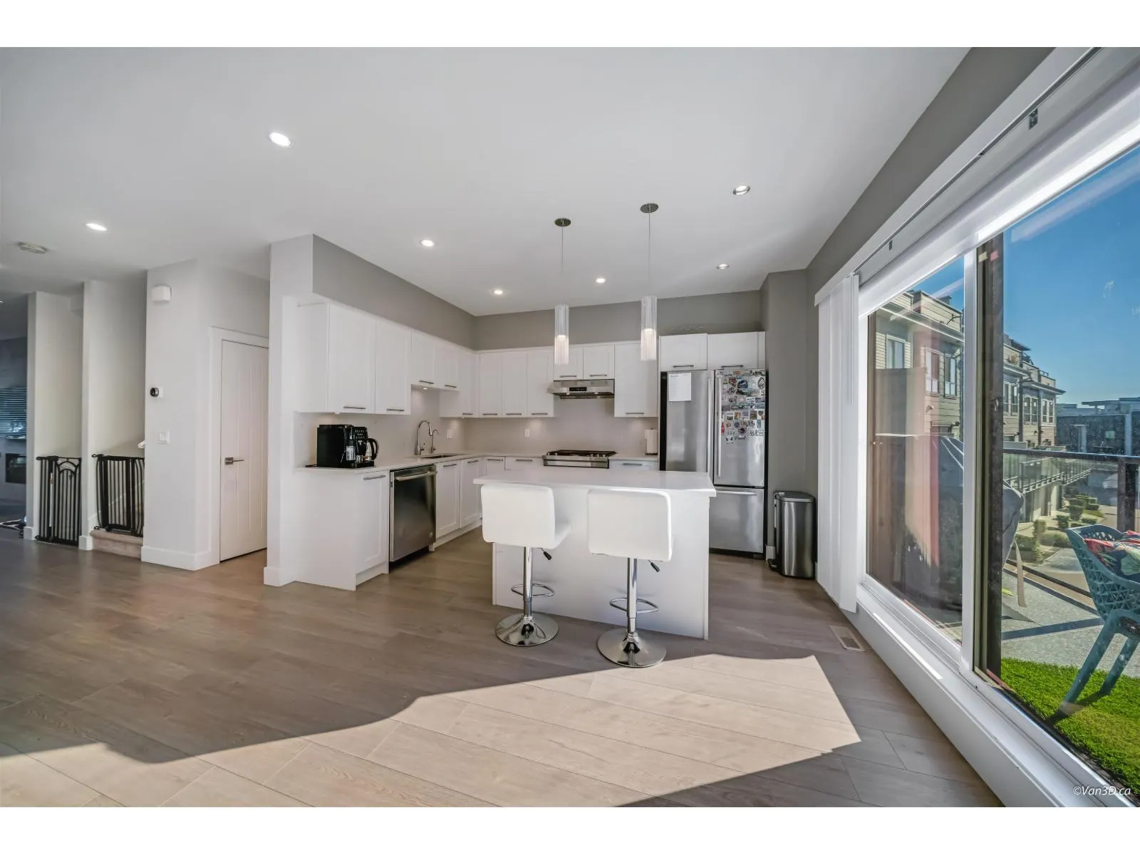 216 2277 OAK MEADOWS DRIVE