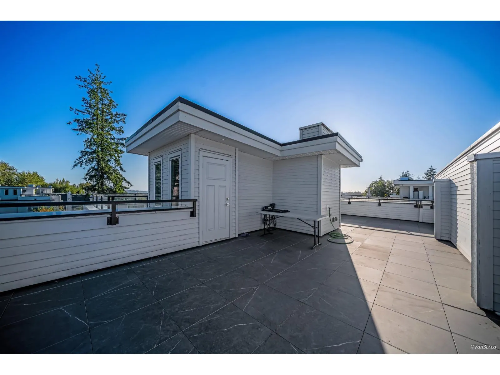 216 2277 OAK MEADOWS DRIVE
