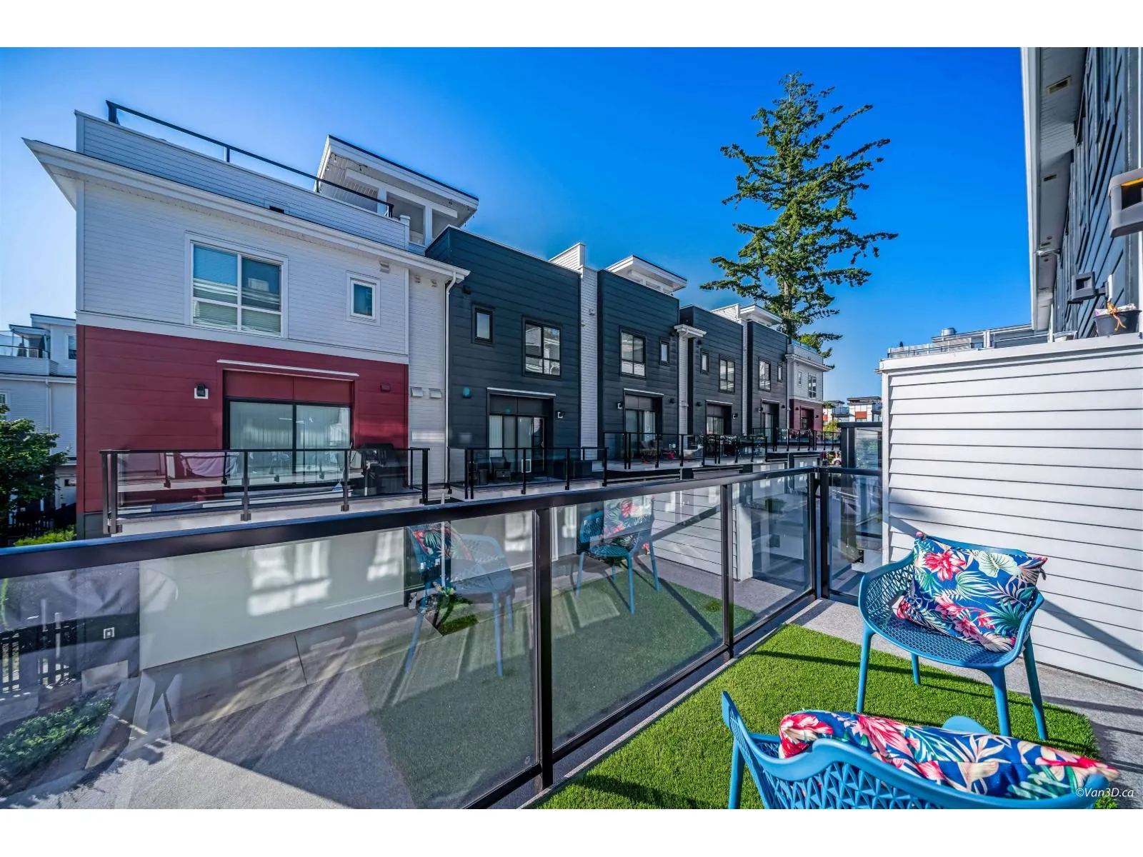 216 2277 OAK MEADOWS DRIVE