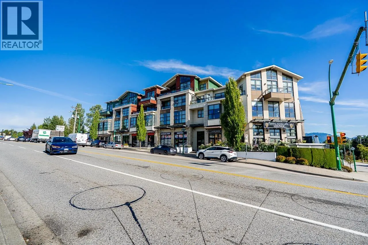 PH2 3255 SMITH AVENUE