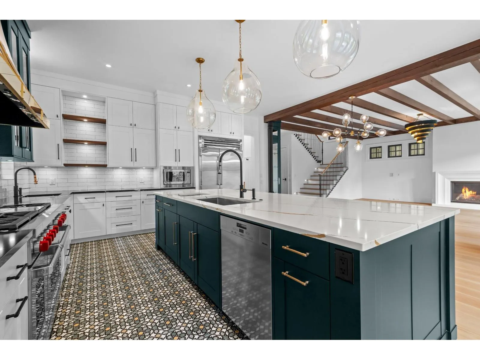 2422 CHRISTOPHERSON ROAD