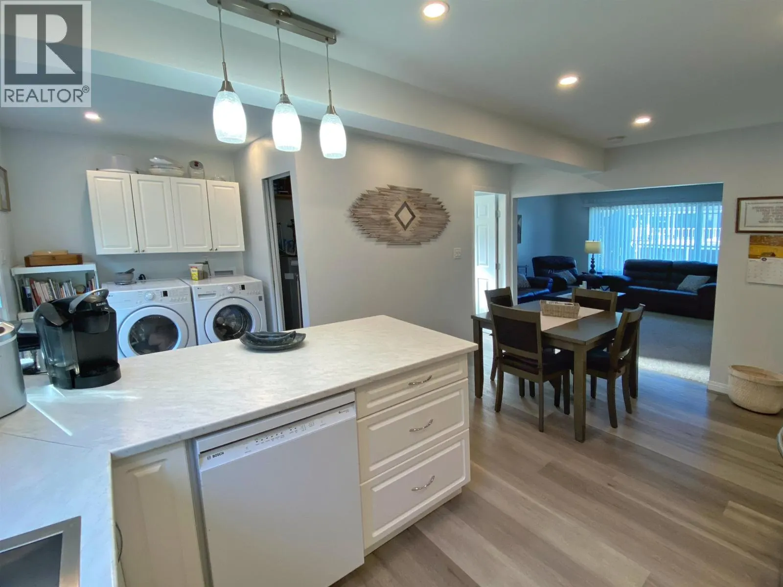 152 RAVEN CRESCENT