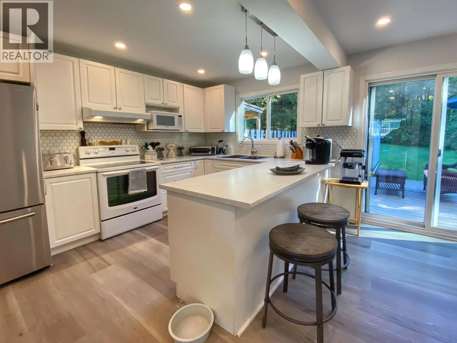 152 RAVEN CRESCENT