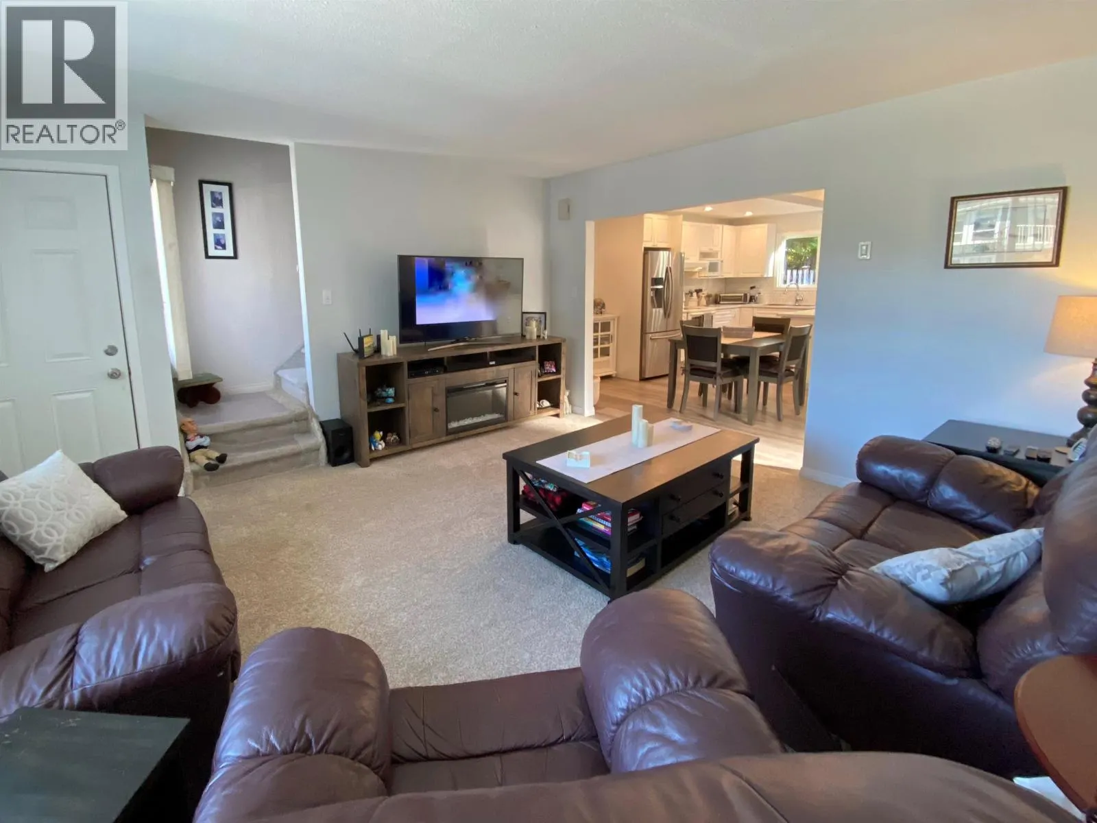 152 RAVEN CRESCENT