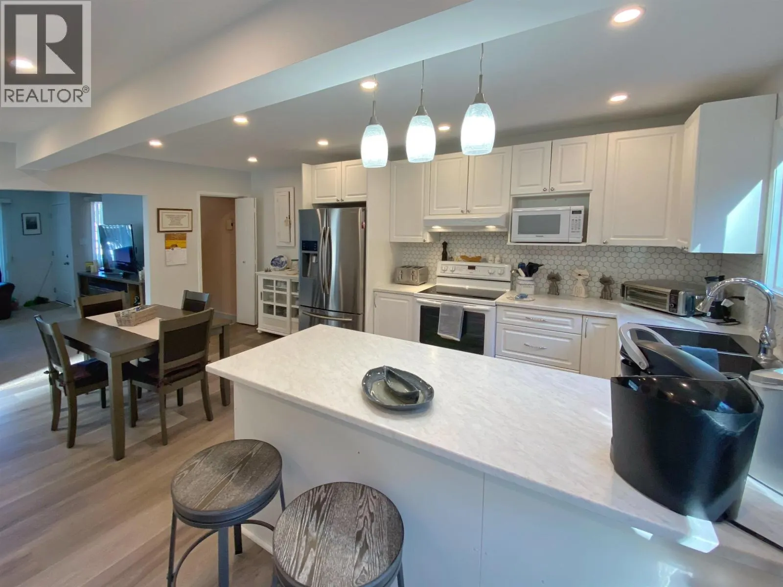 152 RAVEN CRESCENT