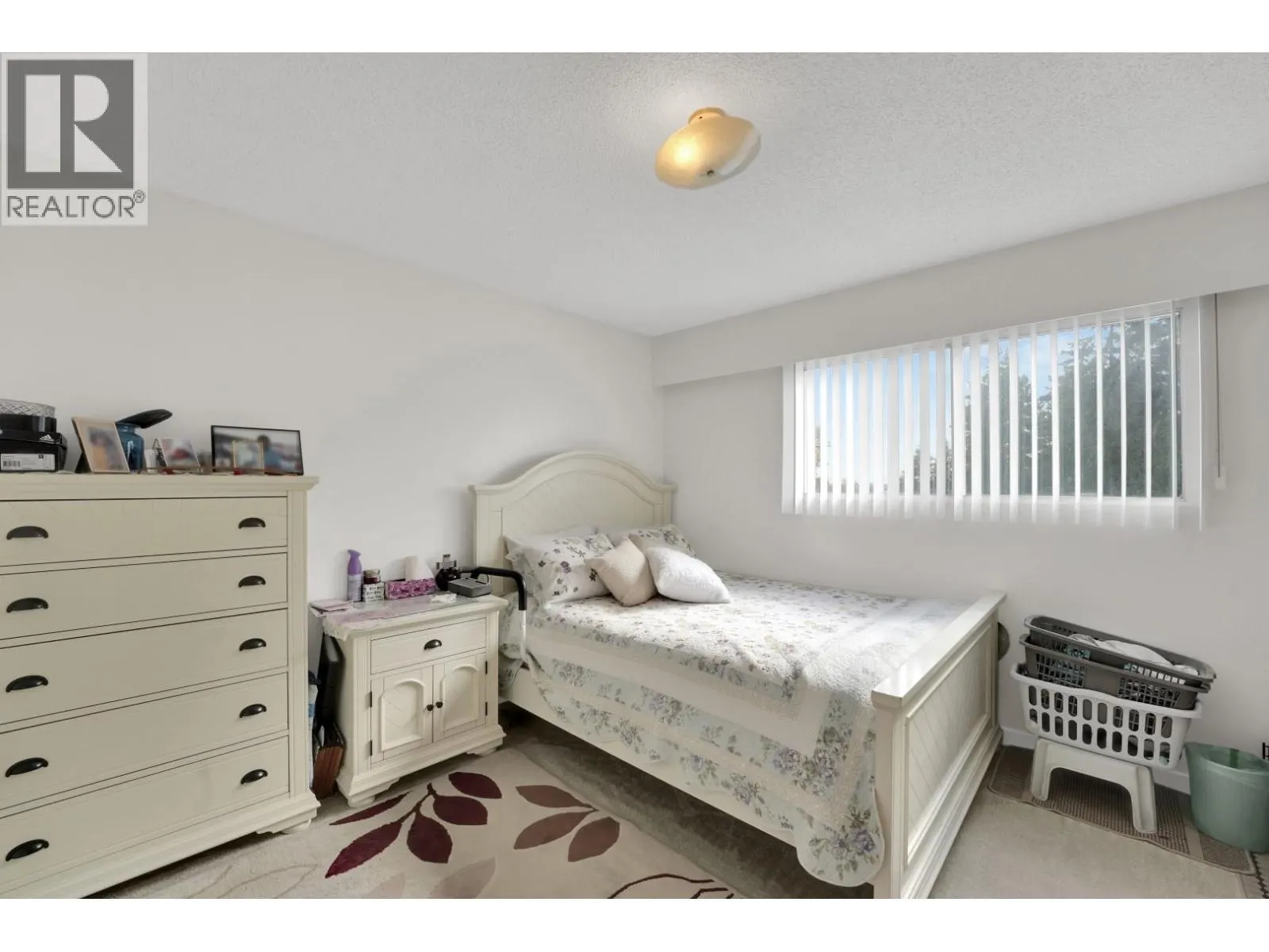 1457 SE MARINE DRIVE