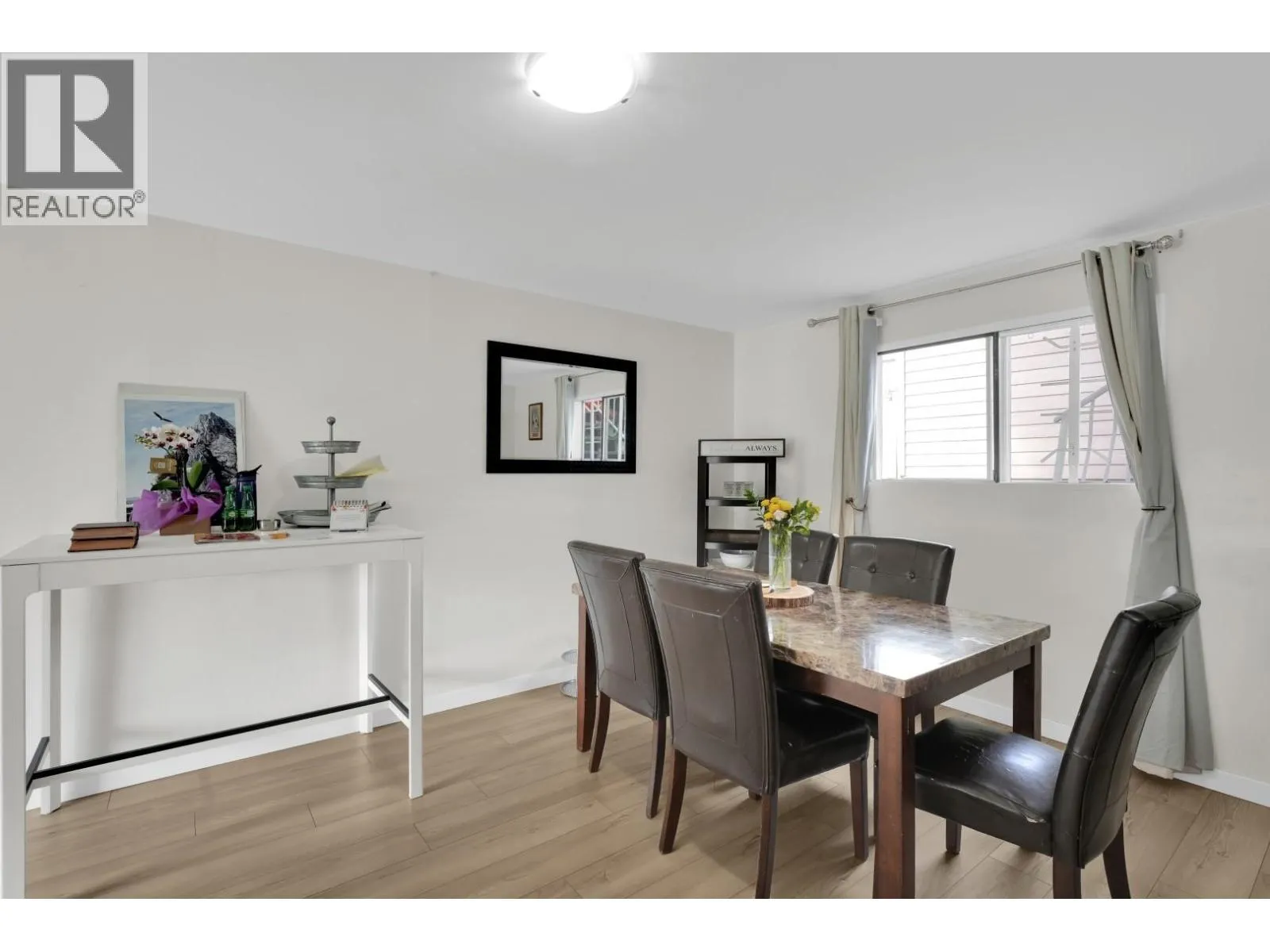 1457 SE MARINE DRIVE