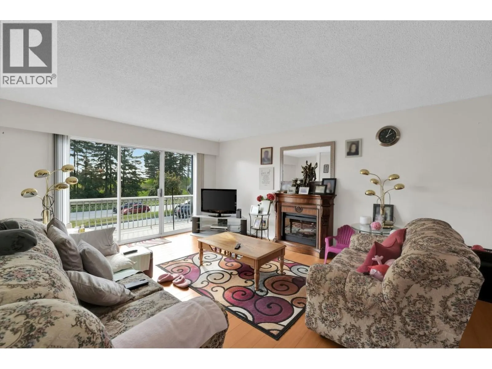 1457 SE MARINE DRIVE