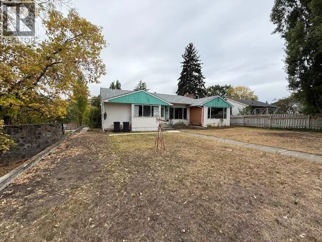 239 N 5TH AVENUE