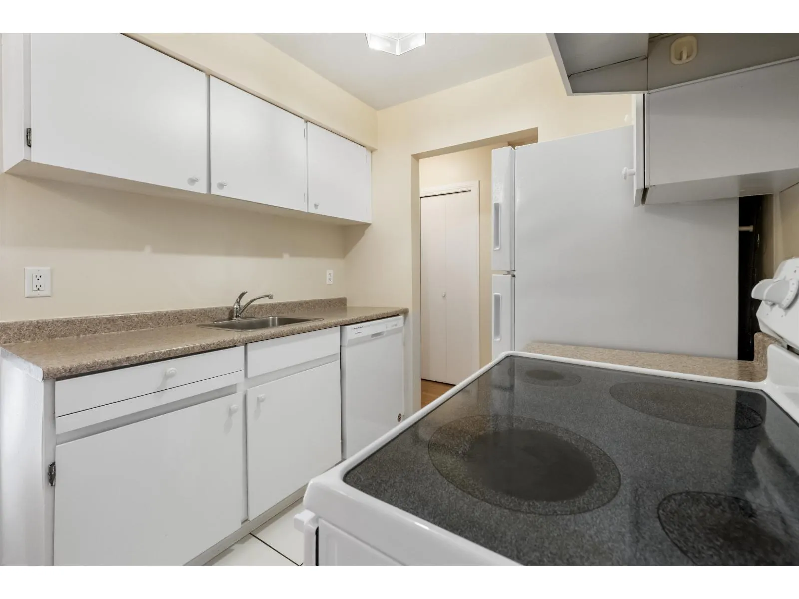 209 15268 100 AVENUE