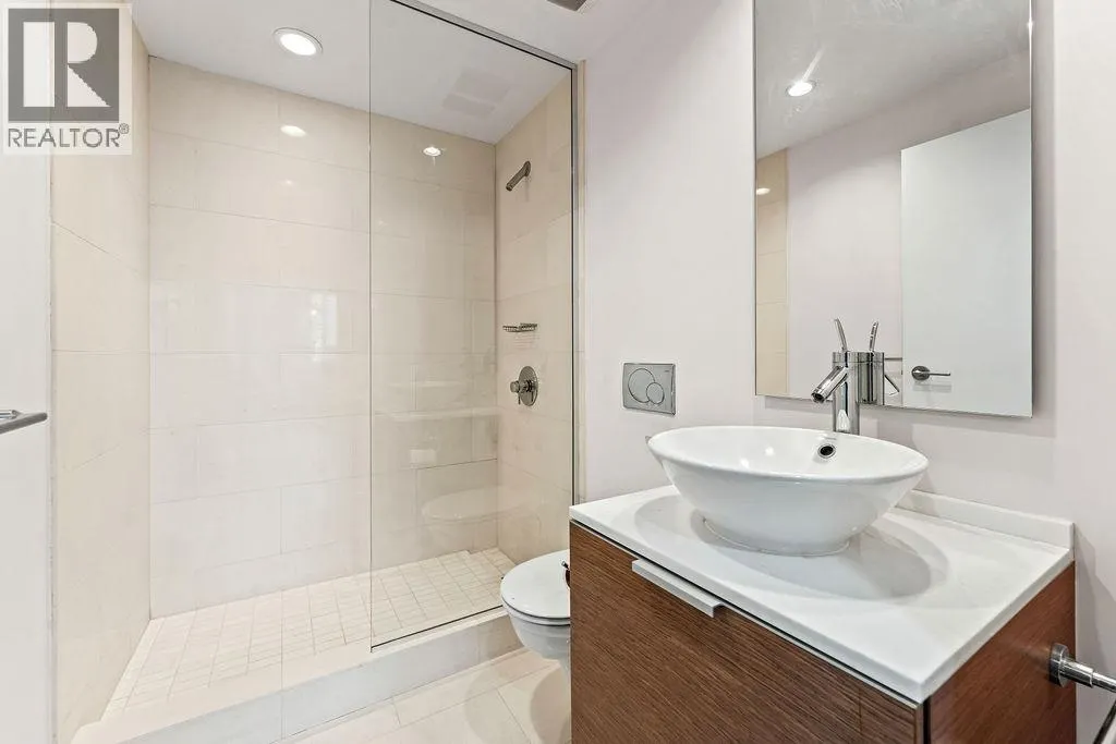 2505 1111 ALBERNI STREET