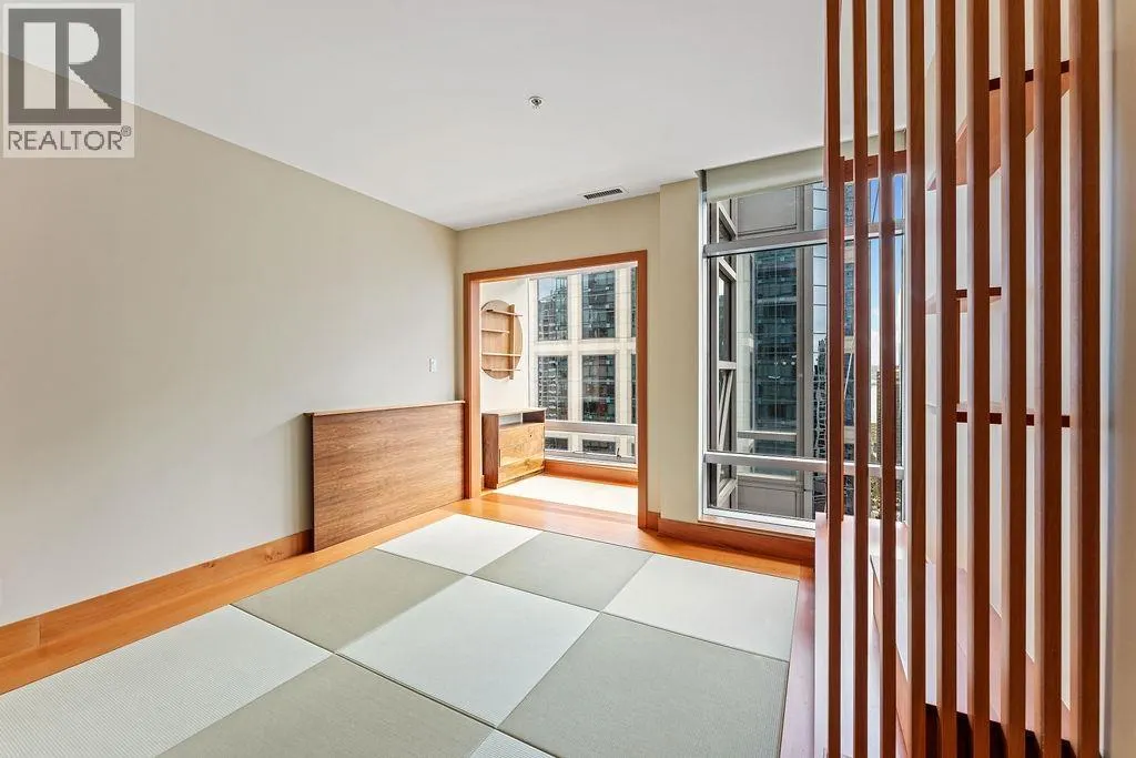2505 1111 ALBERNI STREET
