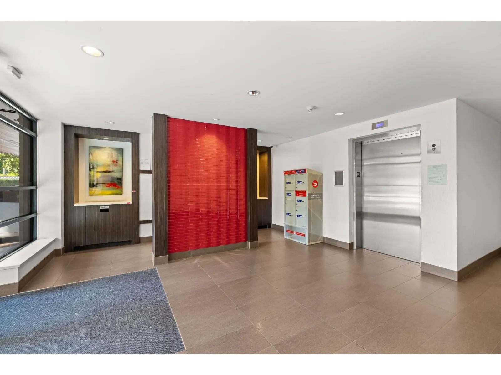 205 13919 FRASER HIGHWAY