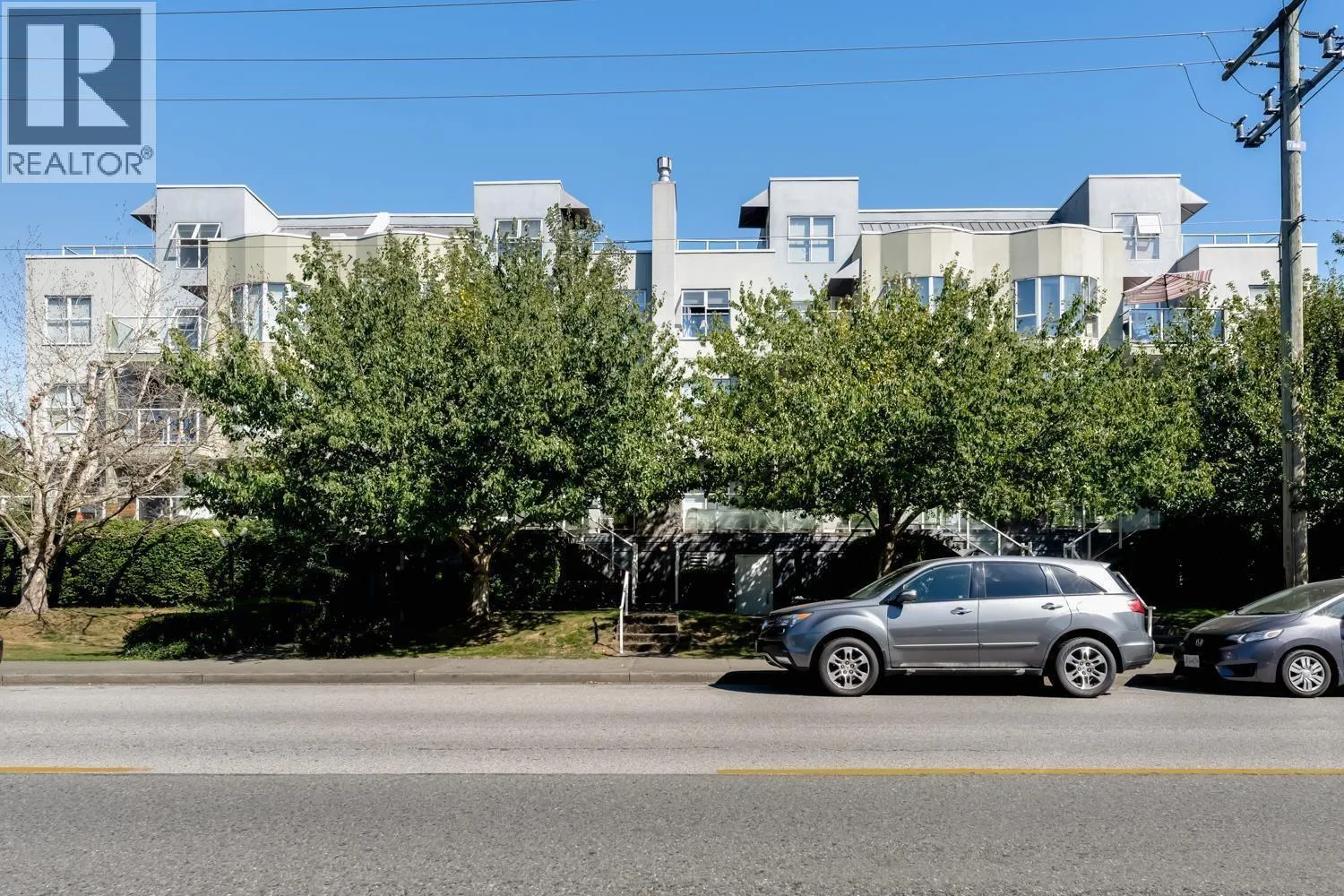 118 7700 ST. ALBANS ROAD