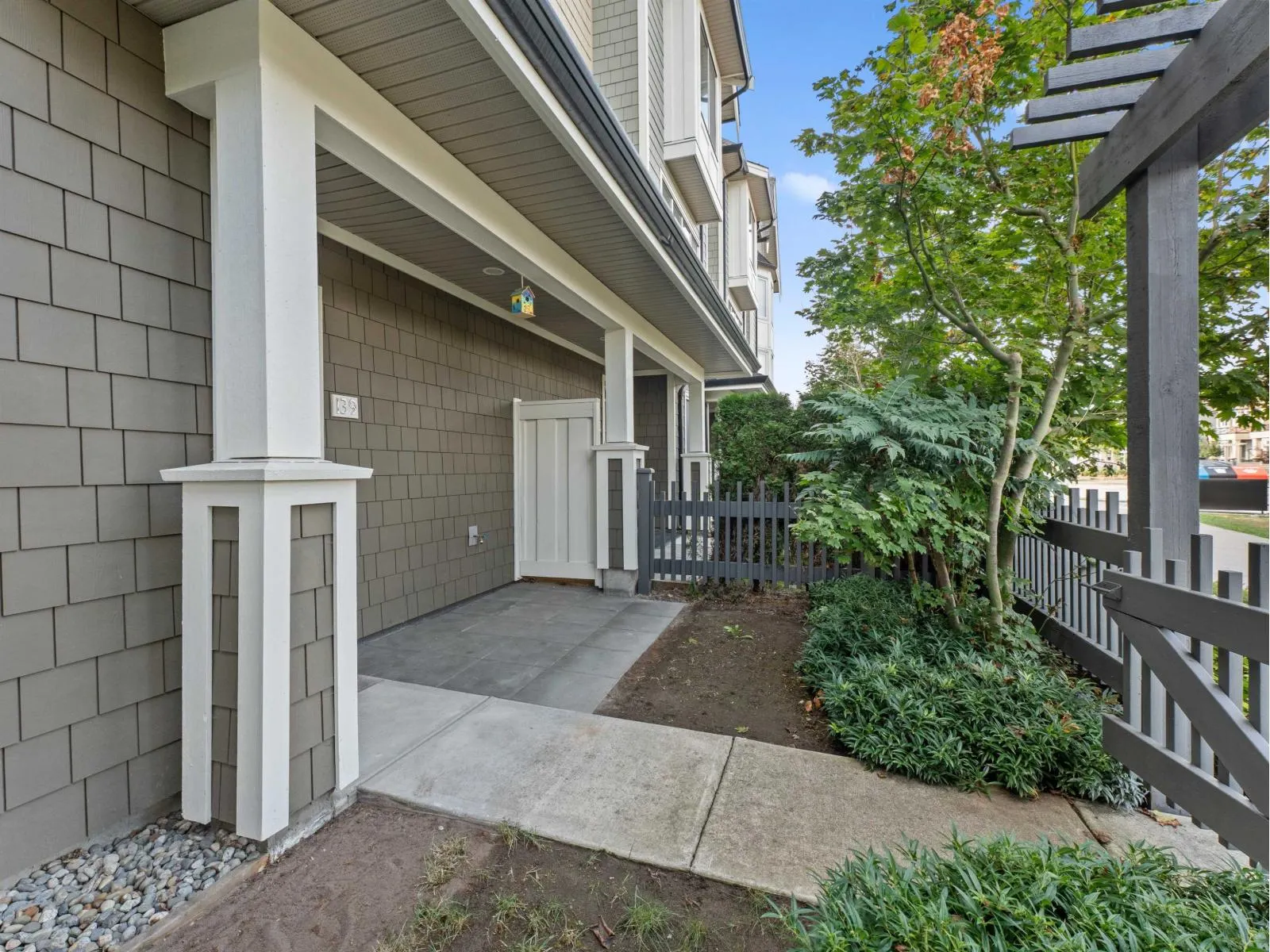139 8138 204 STREET