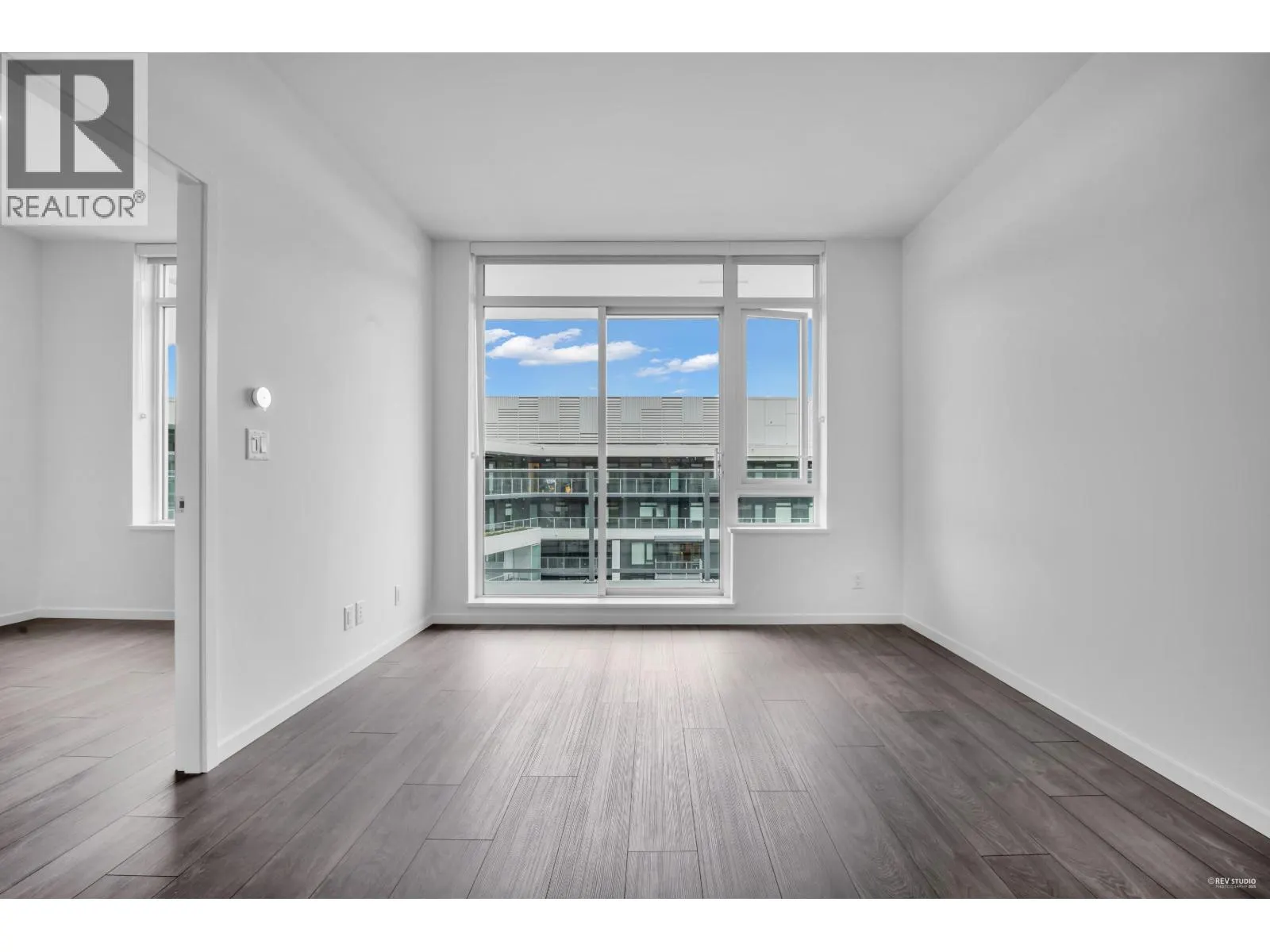 1108 6500 MINORU BOULEVARD