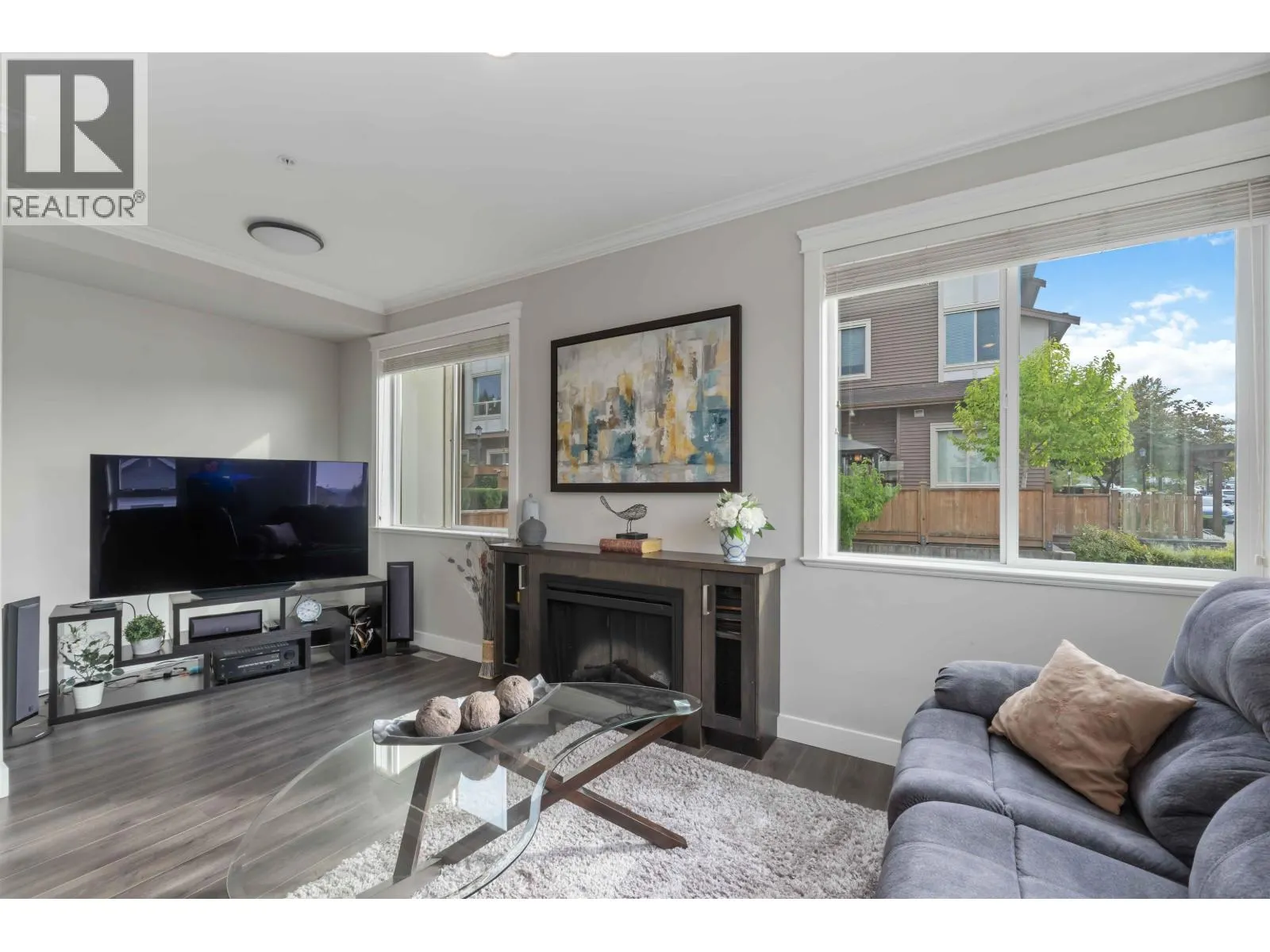17 10480 248 STREET