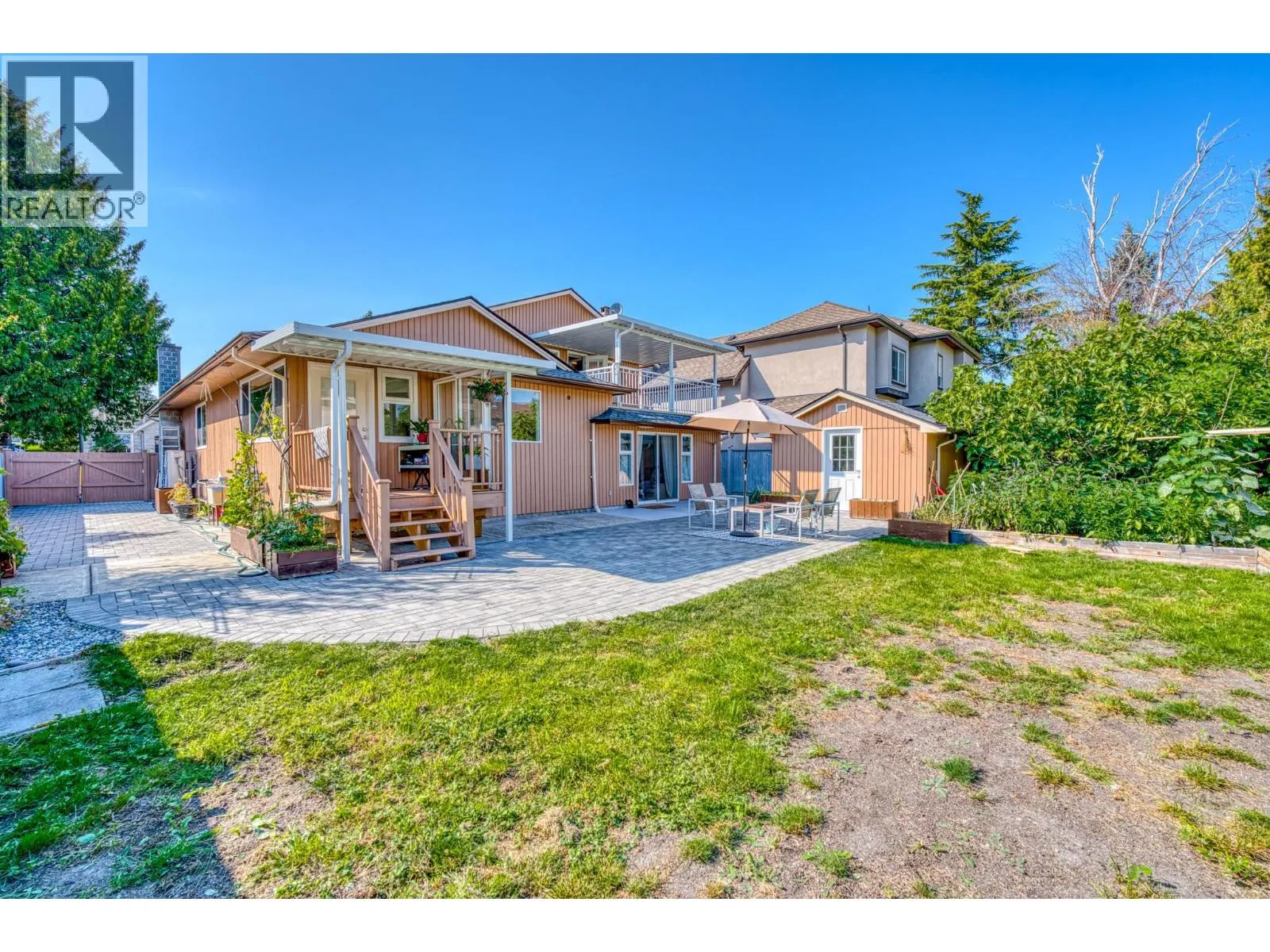 7700 DAMPIER DRIVE