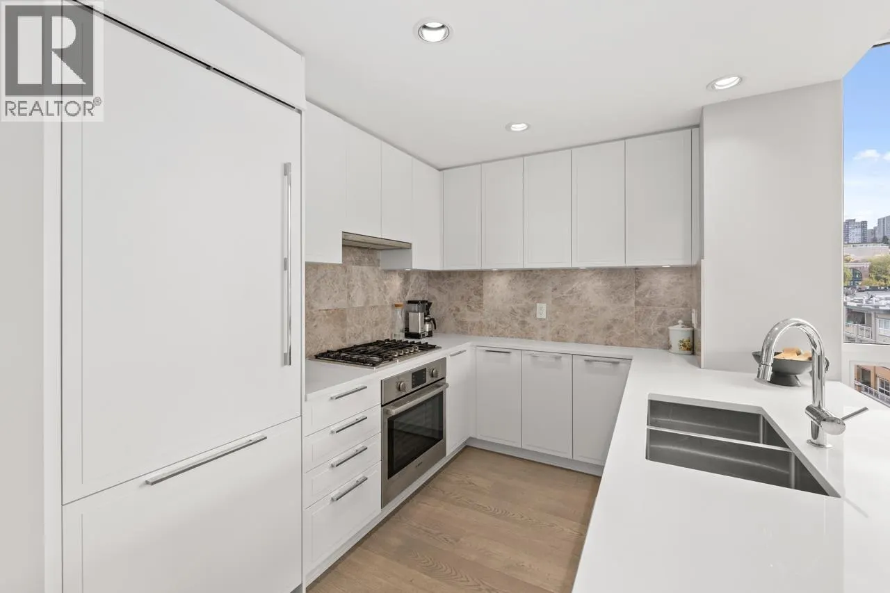 707 118 CARRIE CATES COURT