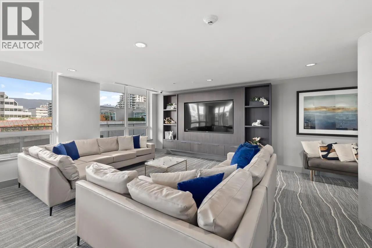 707 118 CARRIE CATES COURT