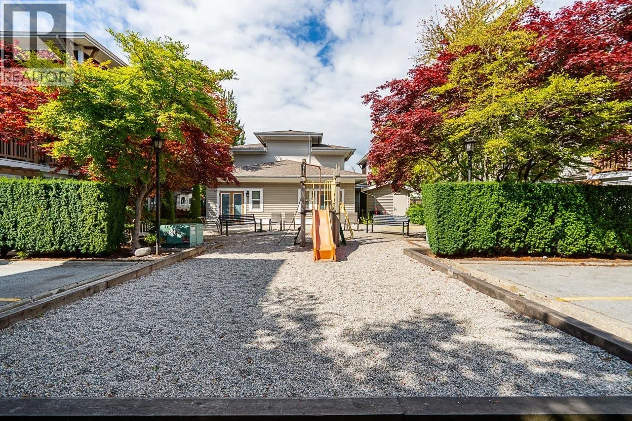 20 7111 LYNNWOOD DRIVE