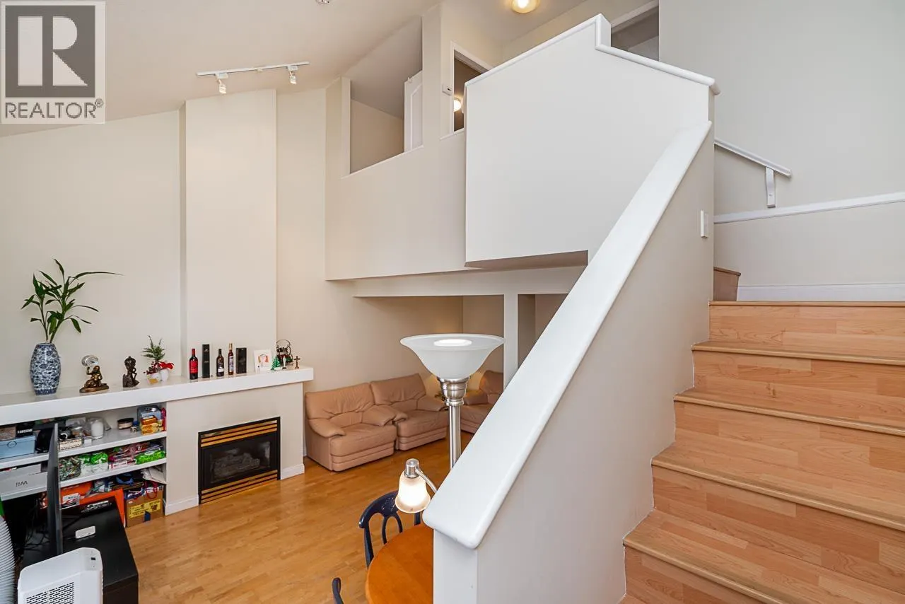 20 7111 LYNNWOOD DRIVE