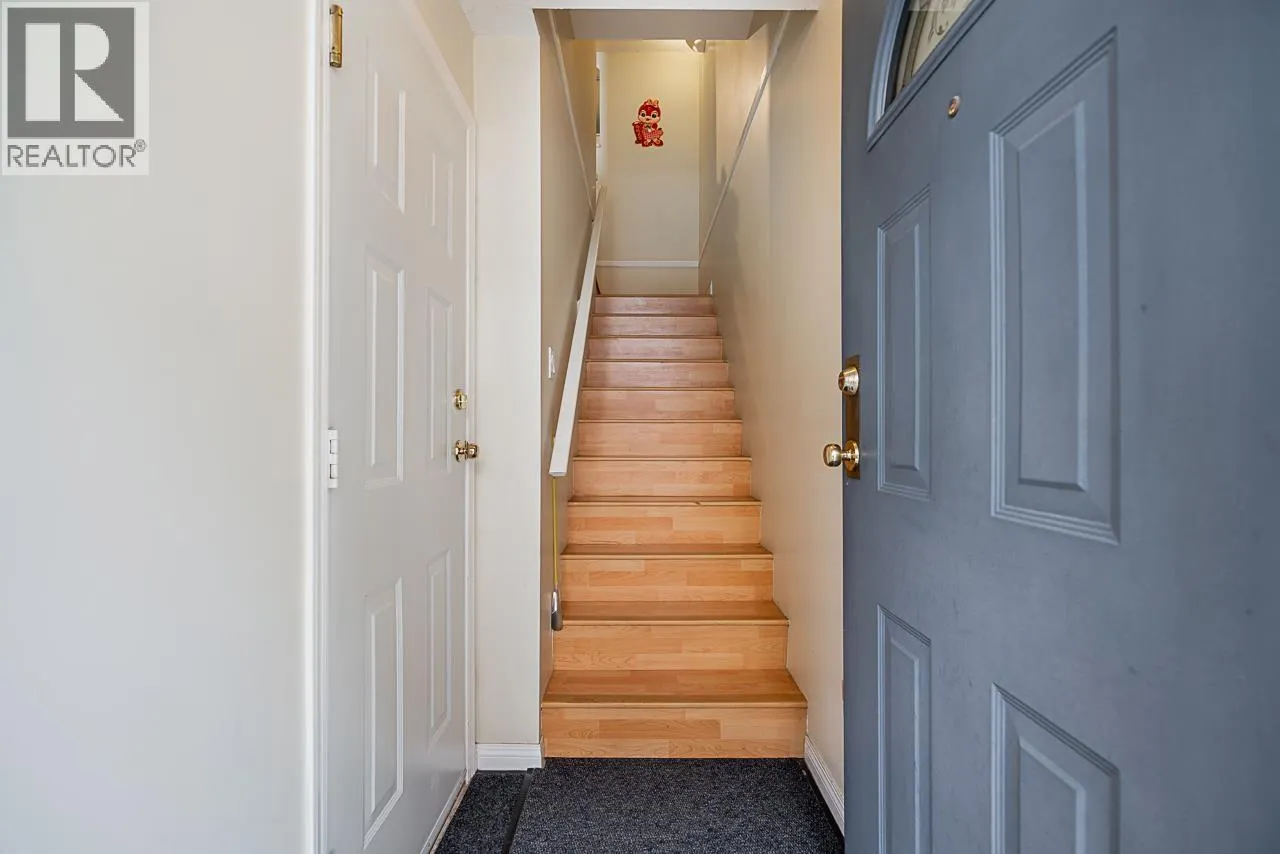 20 7111 LYNNWOOD DRIVE