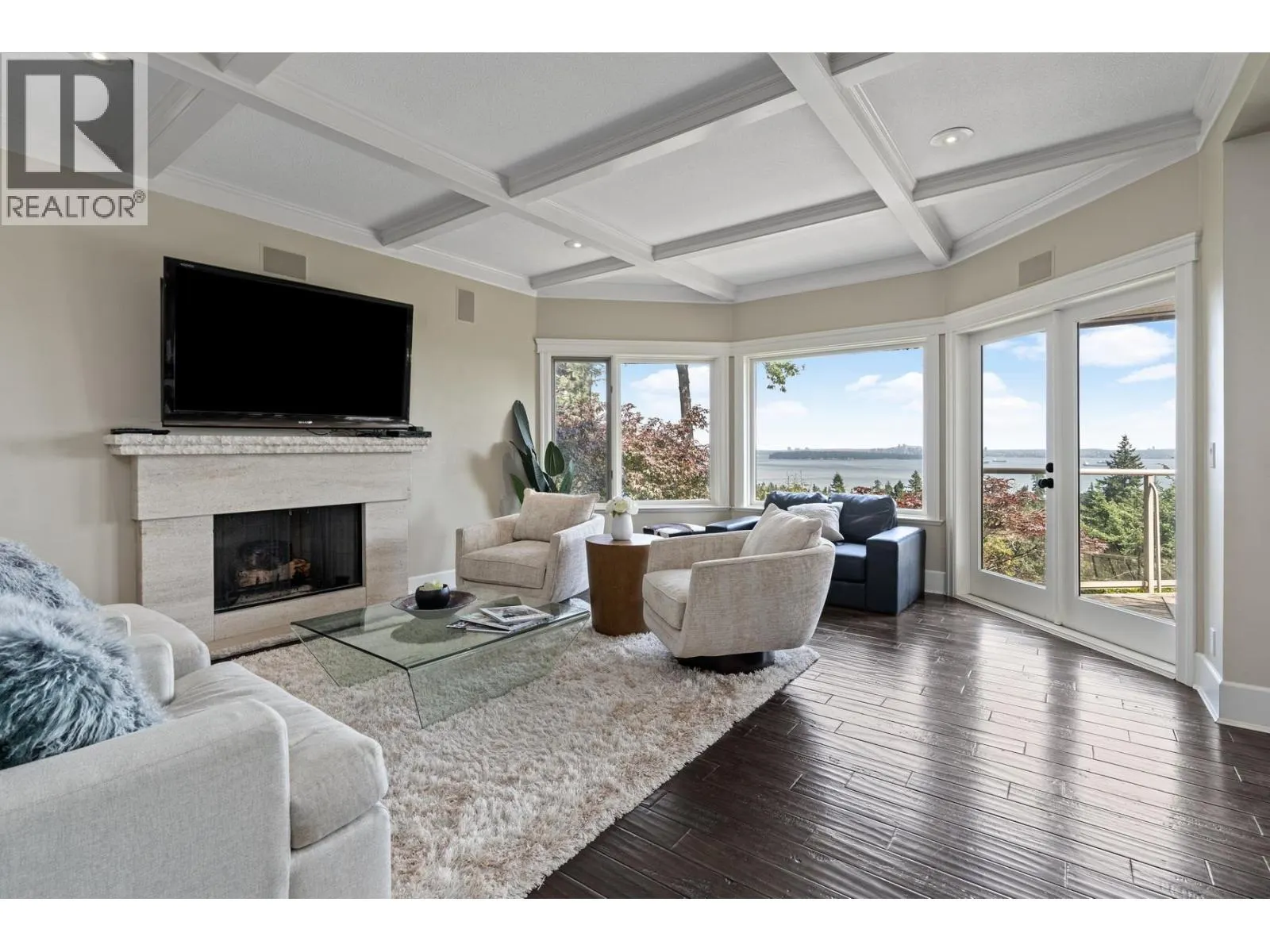 4882 VISTA PLACE