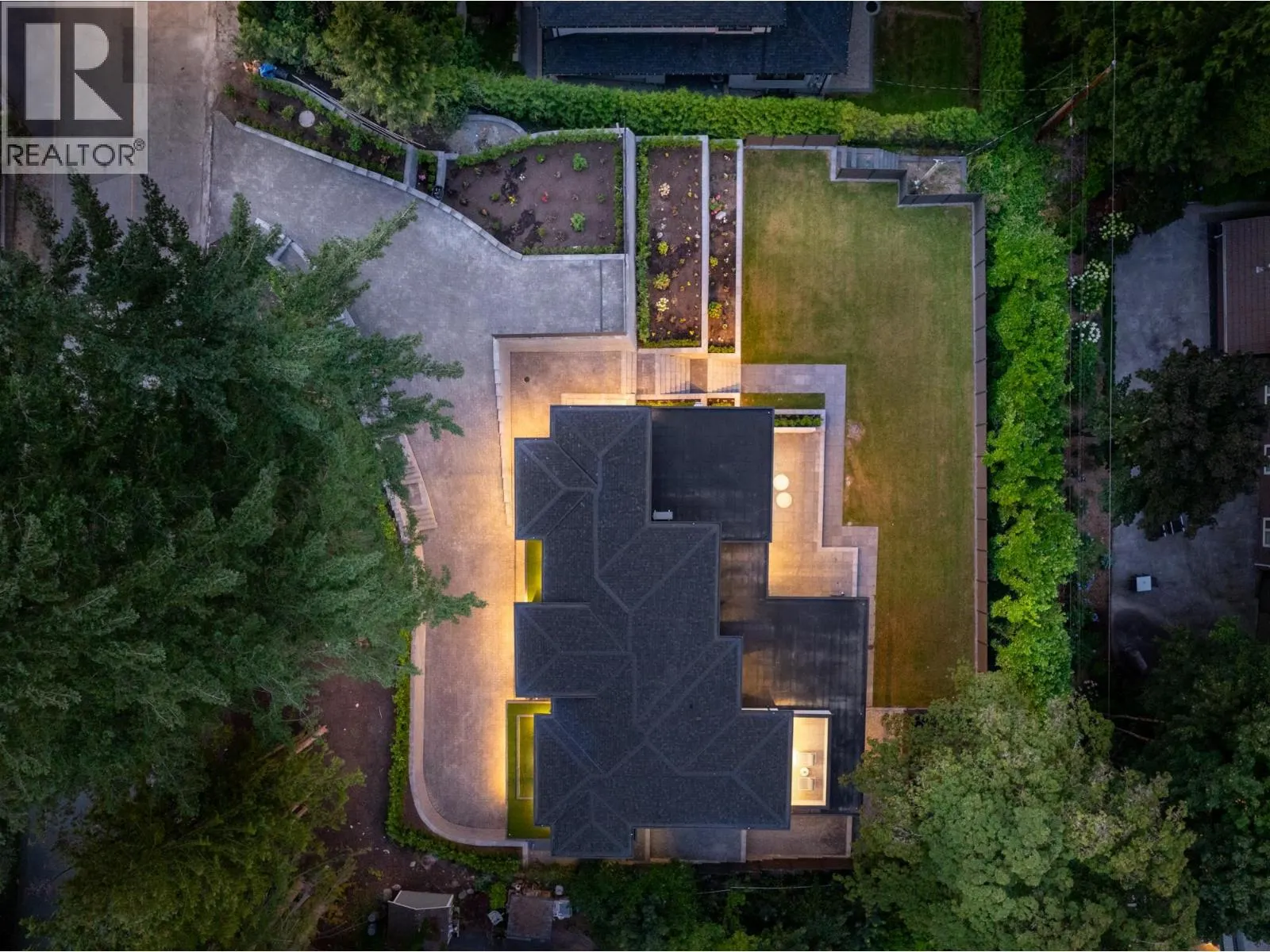 620 KENWOOD ROAD