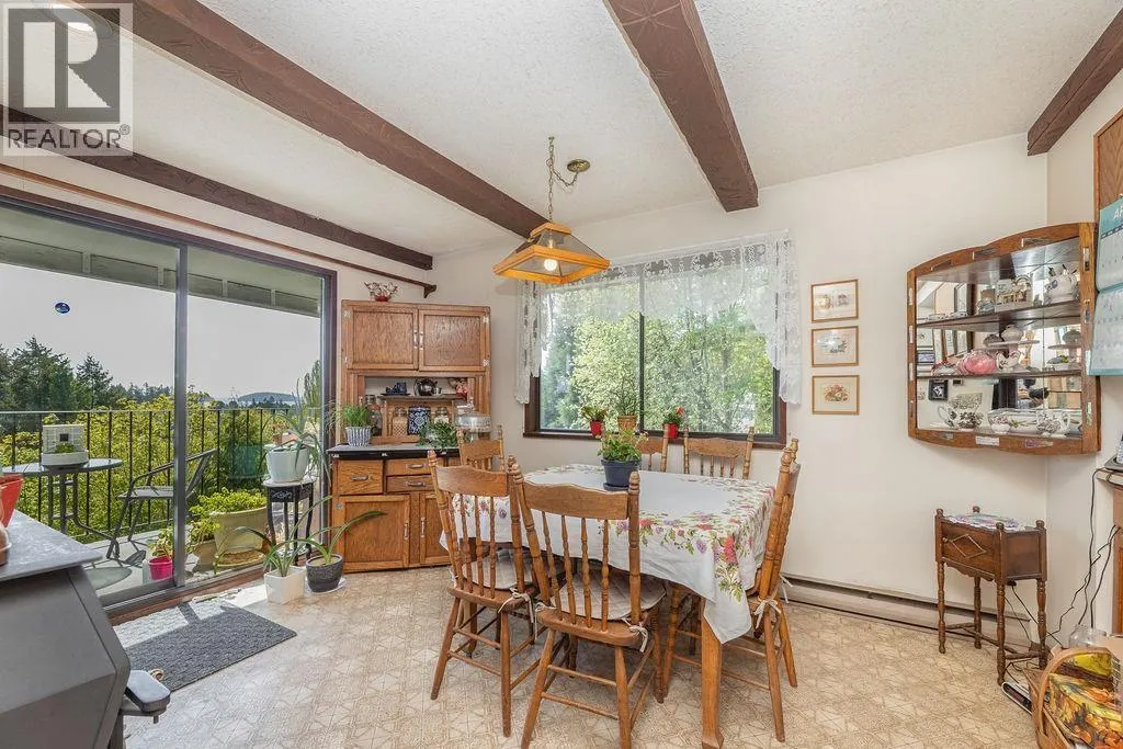 483 SARGENT ROAD