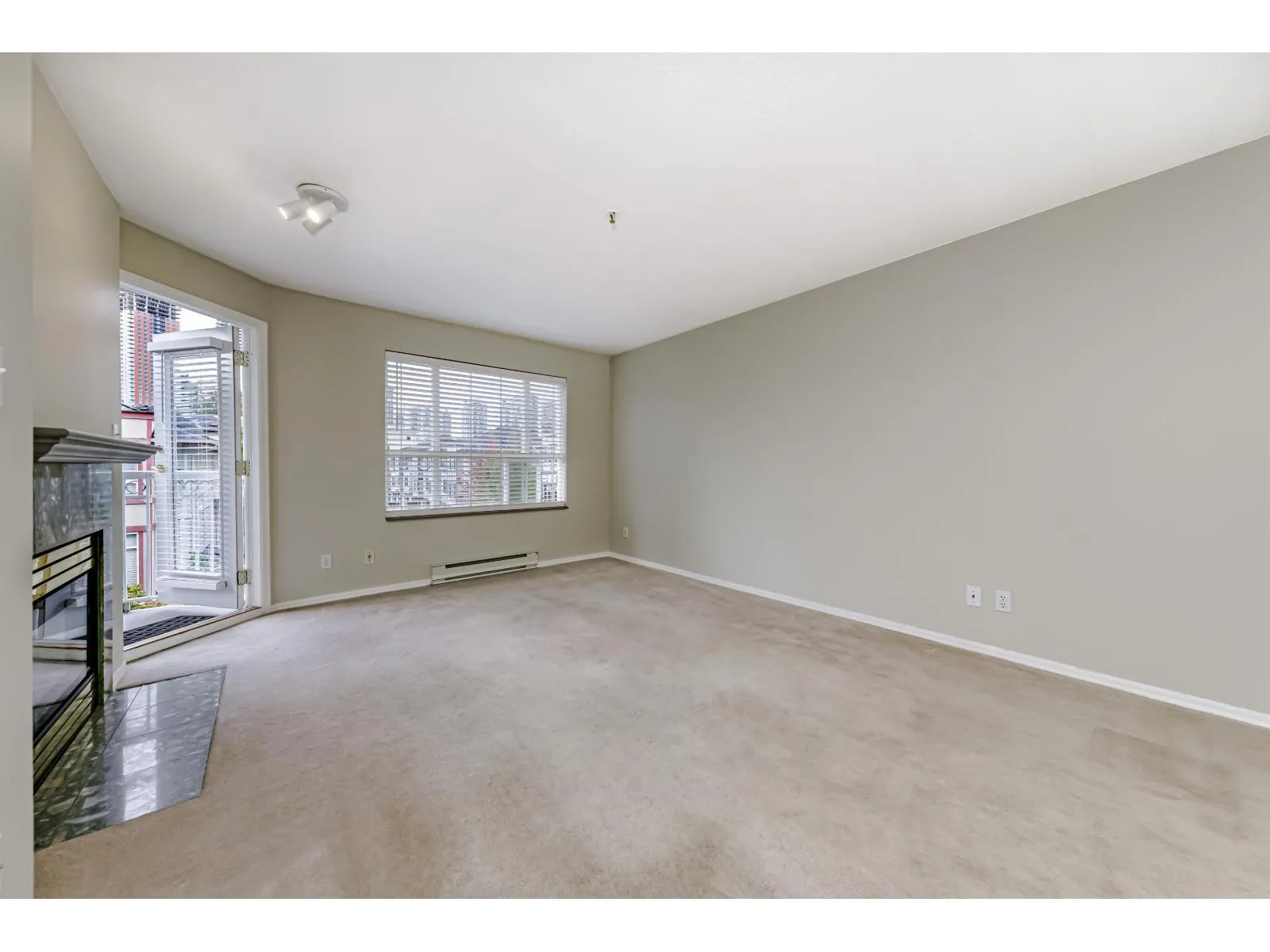 304 13955 LAUREL DRIVE