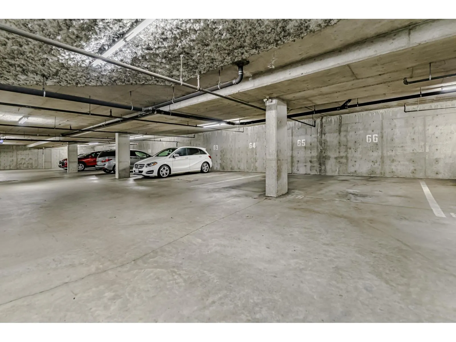 304 13955 LAUREL DRIVE
