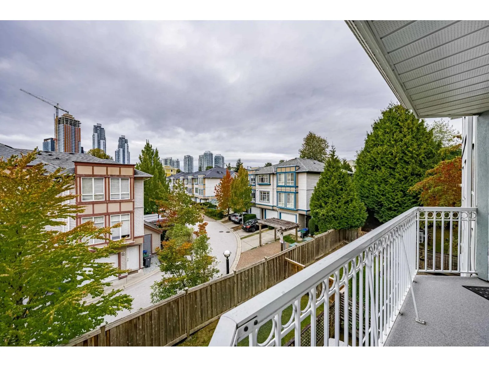 304 13955 LAUREL DRIVE