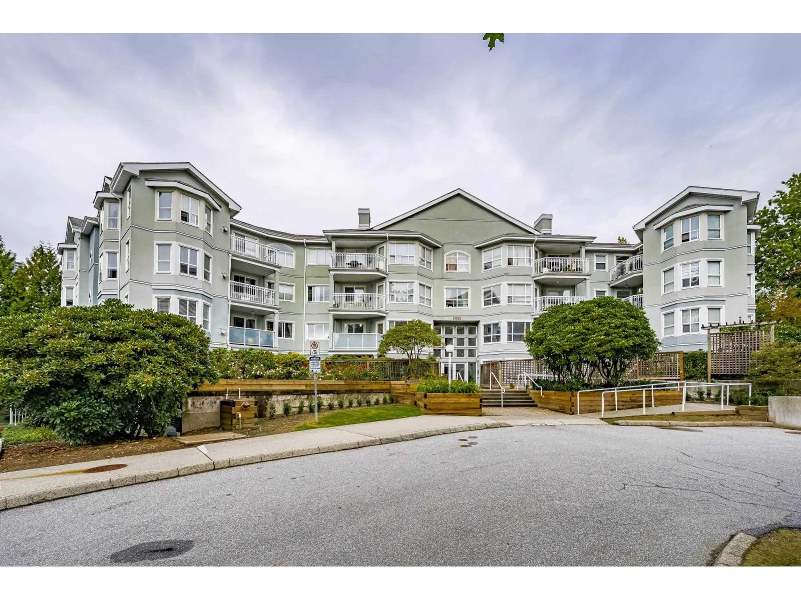 304 13955 LAUREL DRIVE
