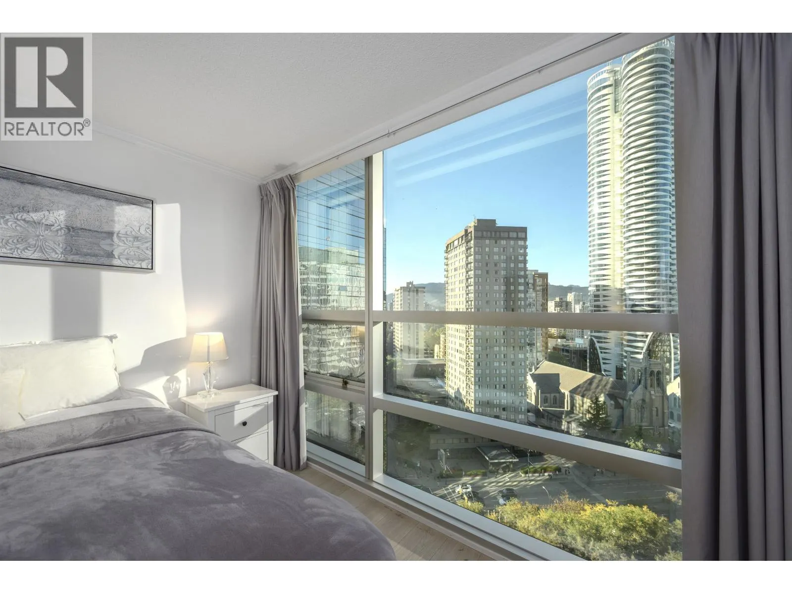 2005 1050 BURRARD STREET