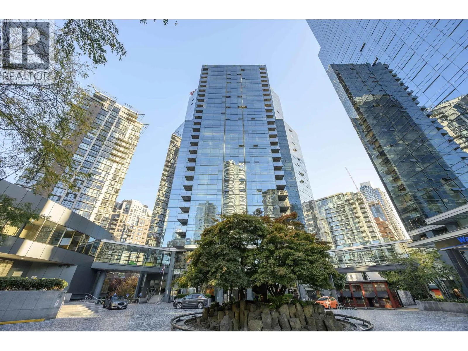 2005 1050 BURRARD STREET