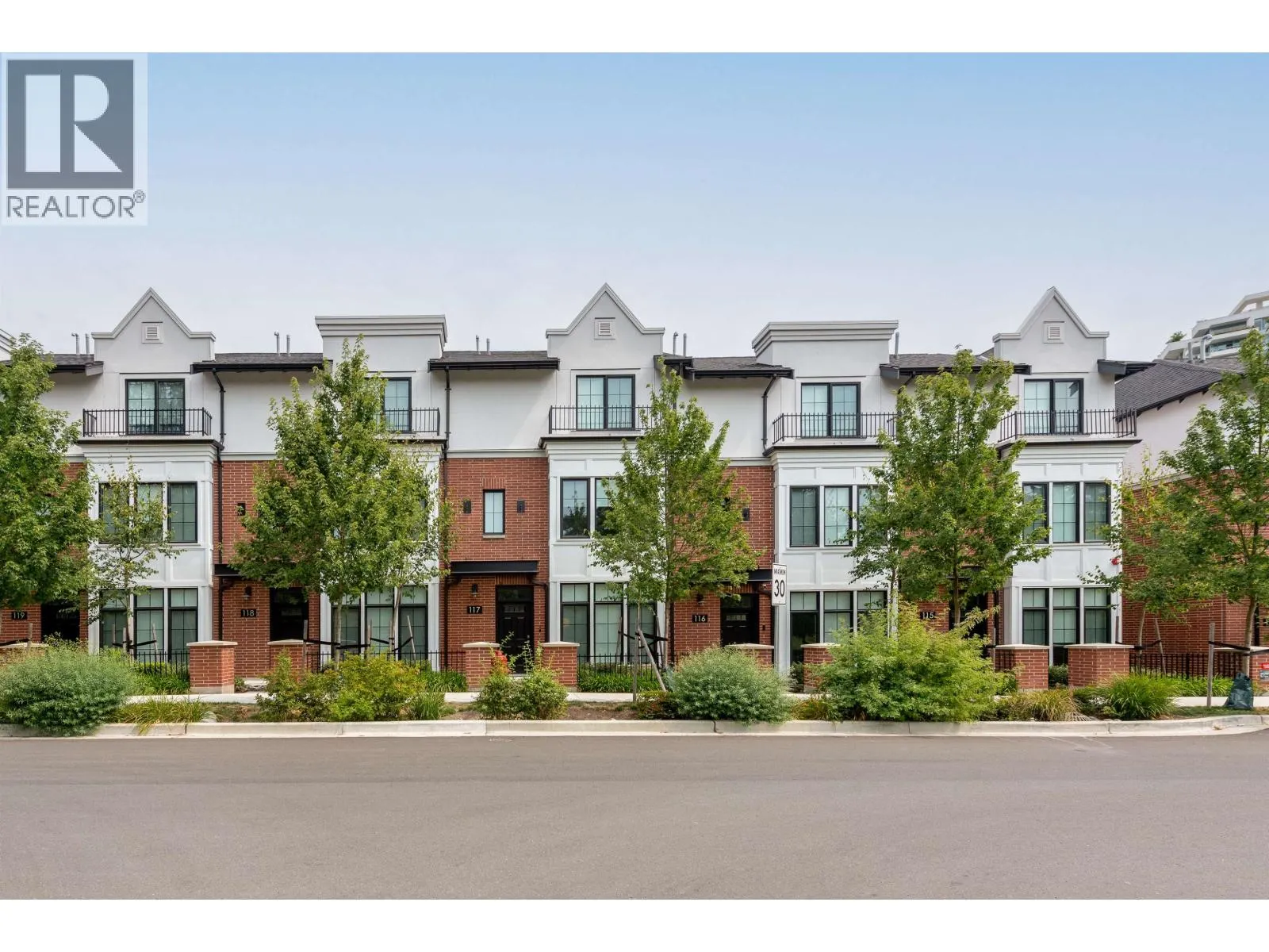 124 2070 CURLING ROAD