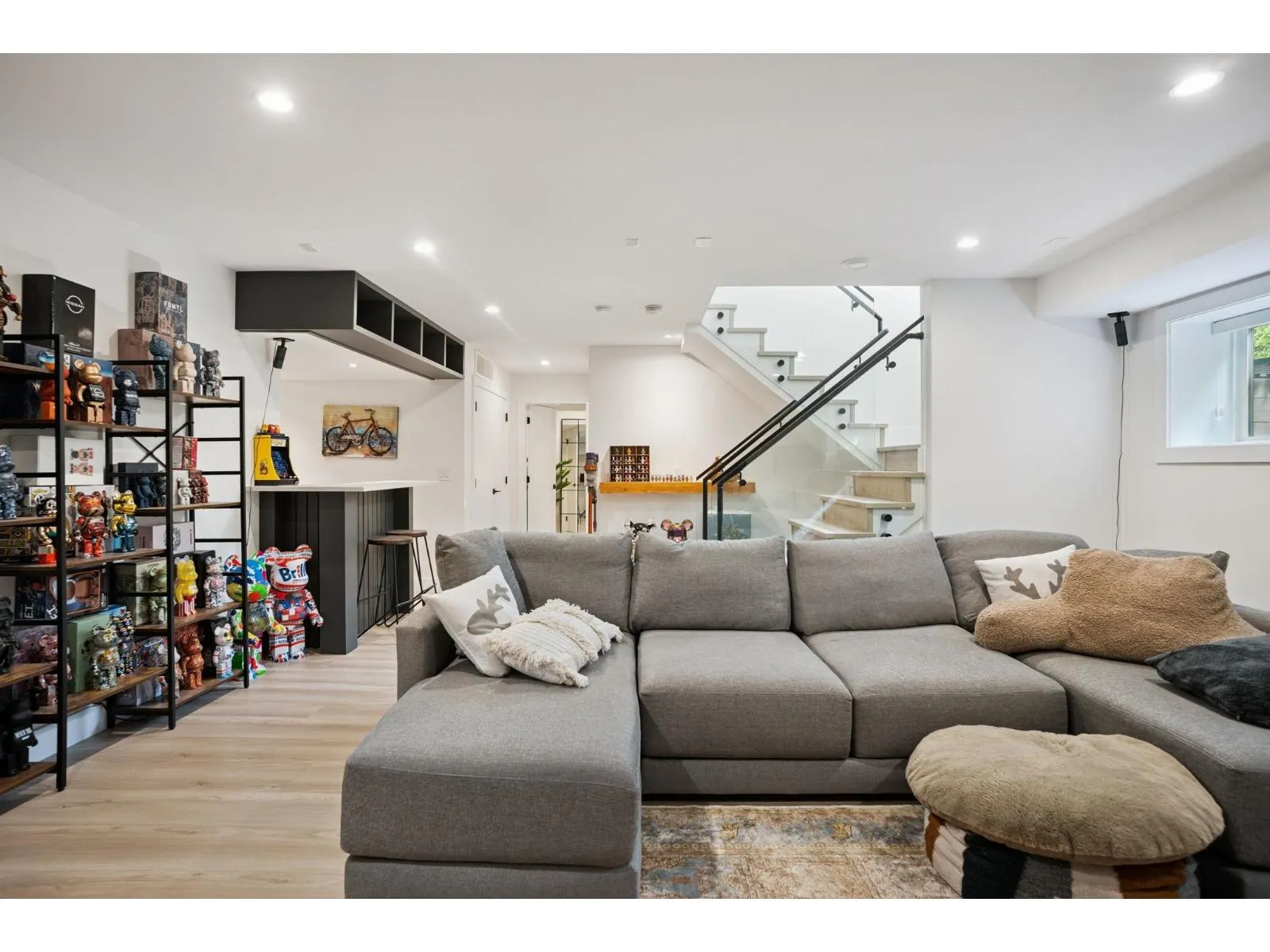 2811 202A STREET