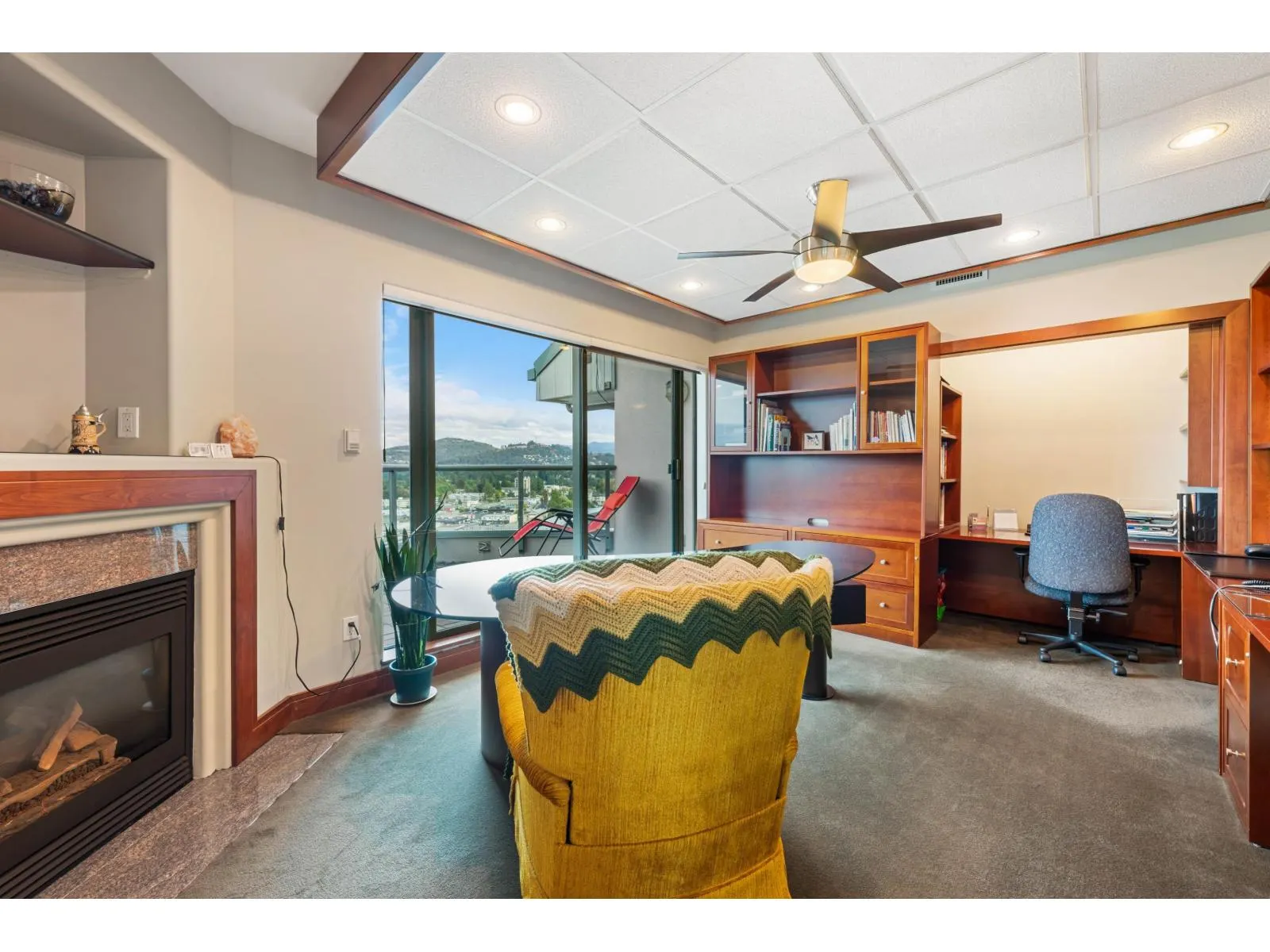1704 33065 MILL LAKE ROAD