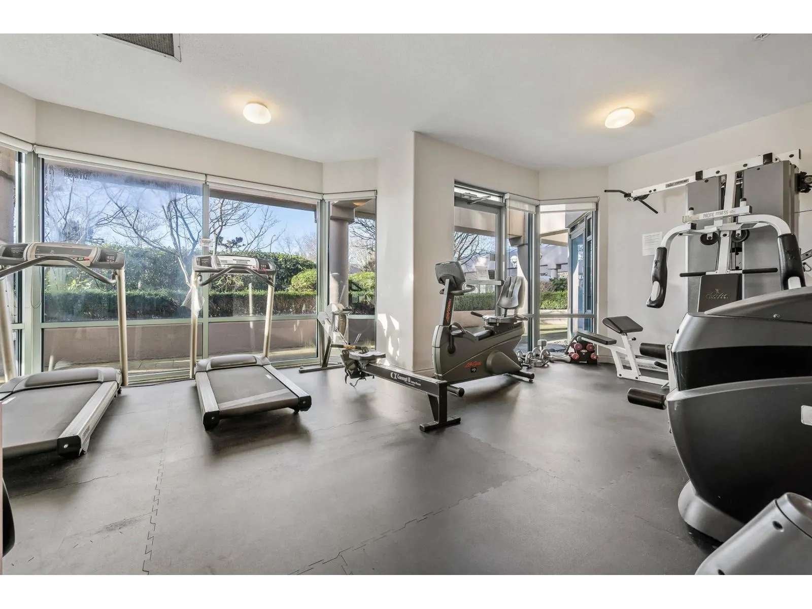 1704 33065 MILL LAKE ROAD