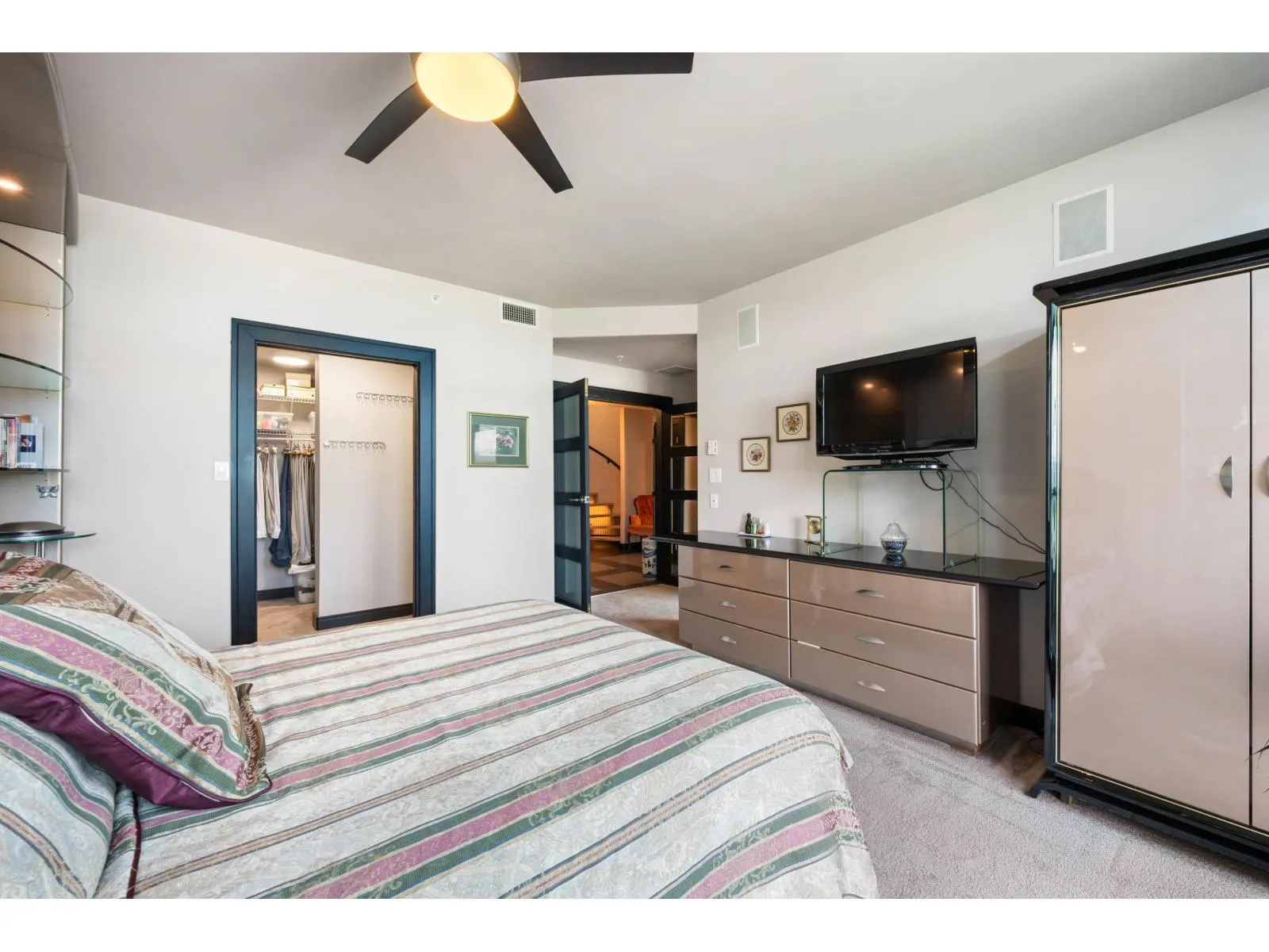 1704 33065 MILL LAKE ROAD