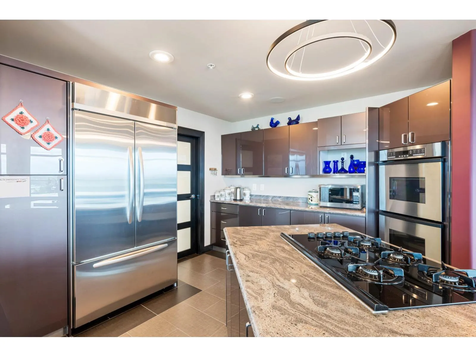 1704 33065 MILL LAKE ROAD