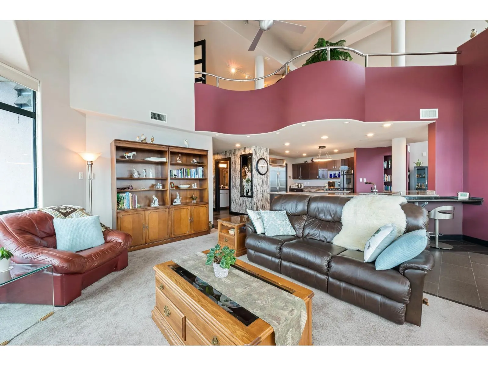 1704 33065 MILL LAKE ROAD