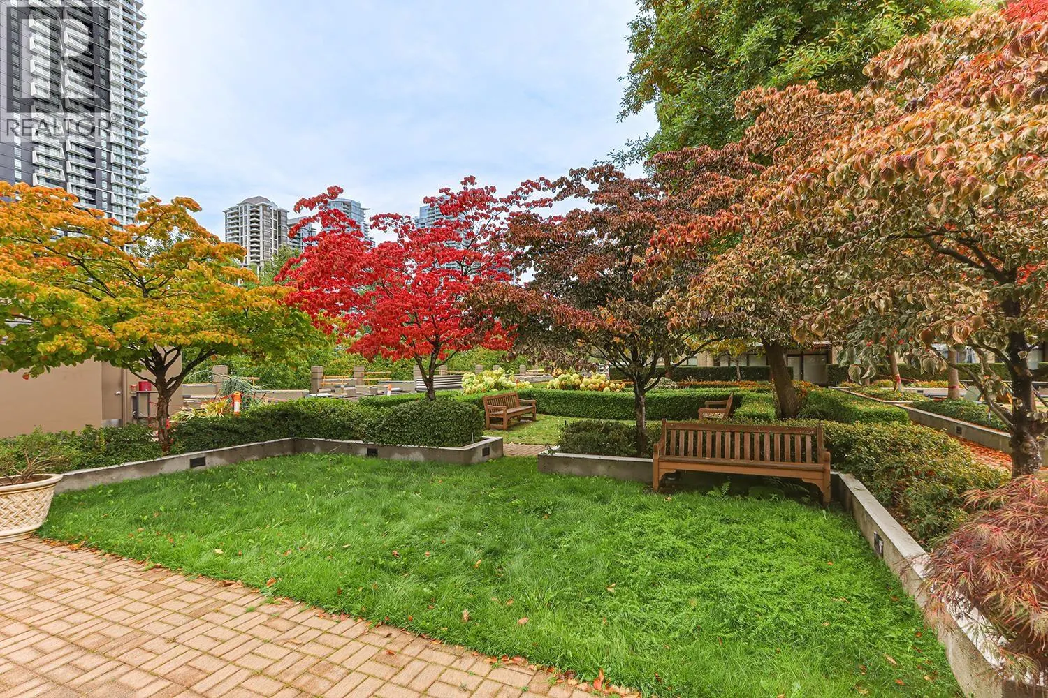 3002 2355 MADISON AVENUE