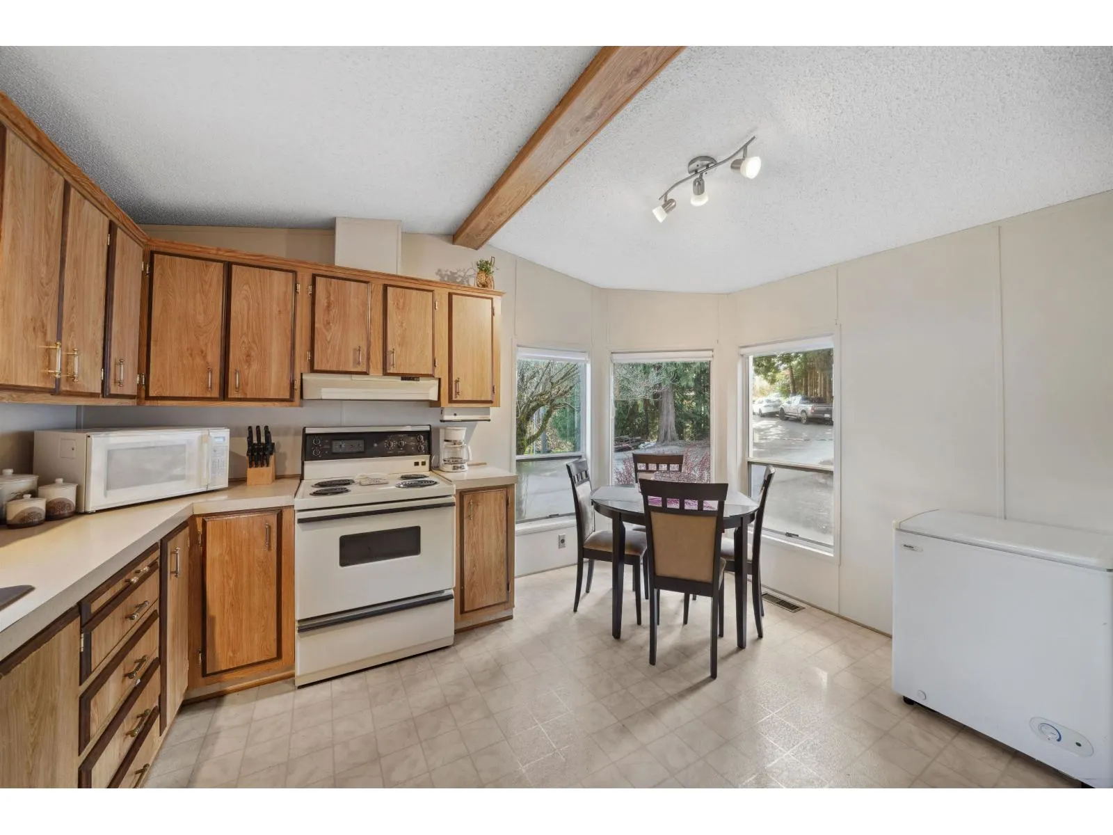 34 10221 WILSON STREET