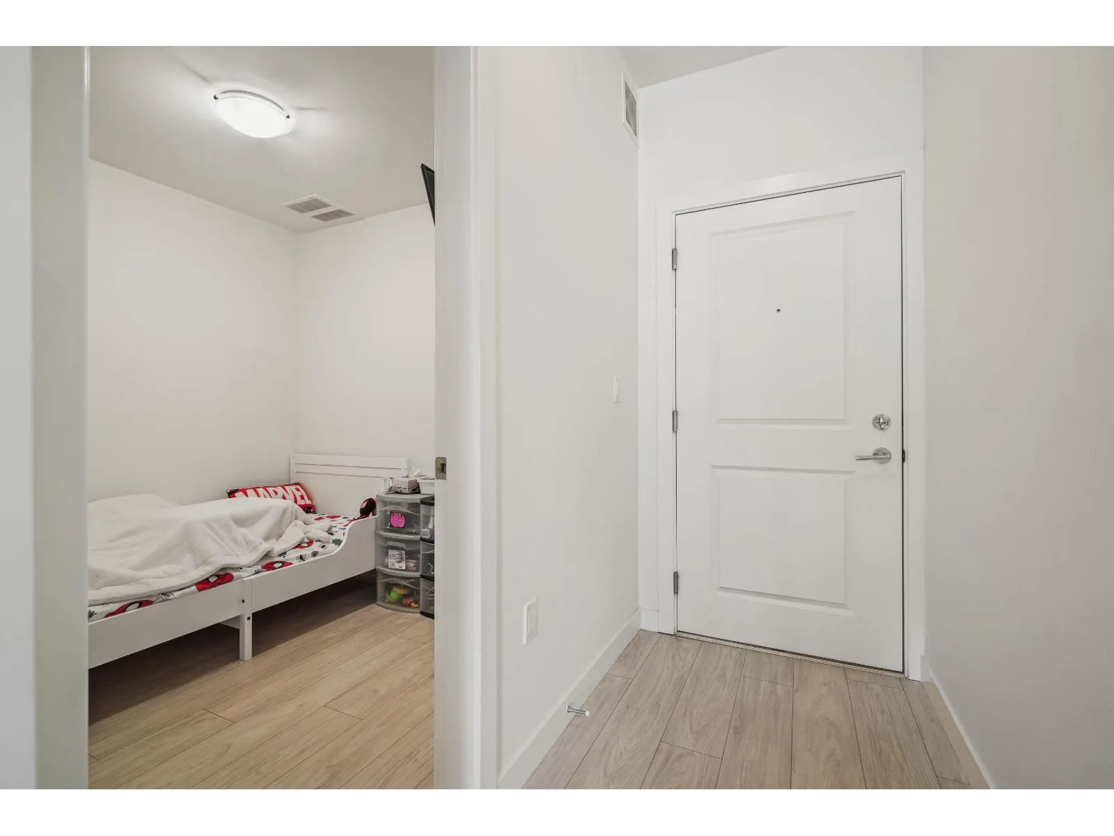 B119 20834 80 AVENUE